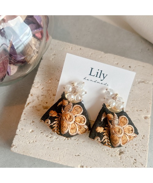 TONE（トネ） ピアス 「Lily accessory」じゃらじゃらインド刺繍リボン