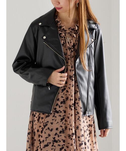 【極美品】ANAYI 羊革 ノーカラー ペプラム ライダースジャケット ANAYI（ノーカラージャケット）のフリマアイテム一覧 【極美品】ANAYI