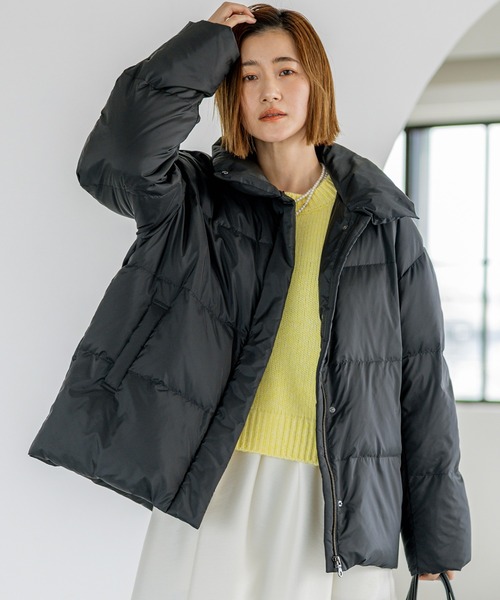 【極美品】23区★シレータフタ★ショートダウンコート 44 ブラック 23区（ニジュウサンク） ダウンコート ダウンジャケット シレータフタ