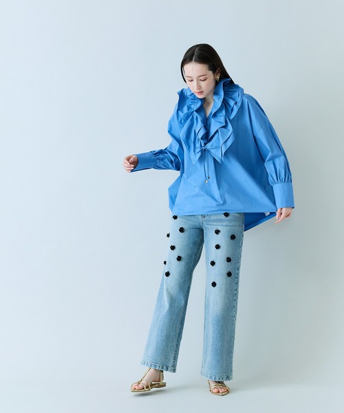 ジーンズ デニム デニムパンツ ビジュー付きブーツカットデニム レディースの画像