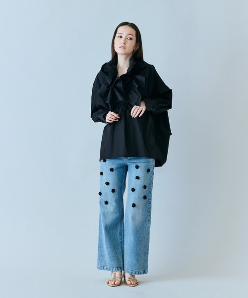 ジーンズ デニム デニムパンツ ビジュー付きブーツカットデニム レディースの画像