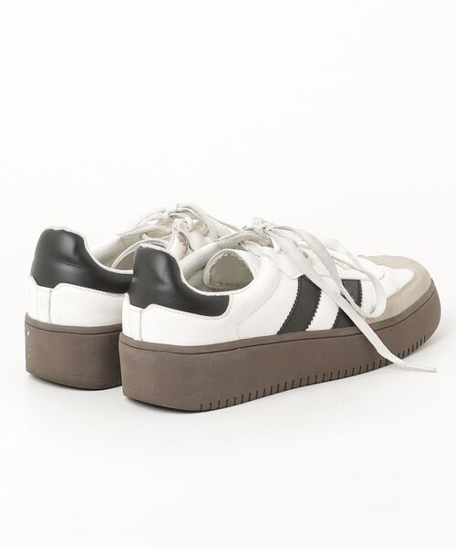「Shoes in Closet」 ローカットスニーカー 4L ホワイト レディース_画像2