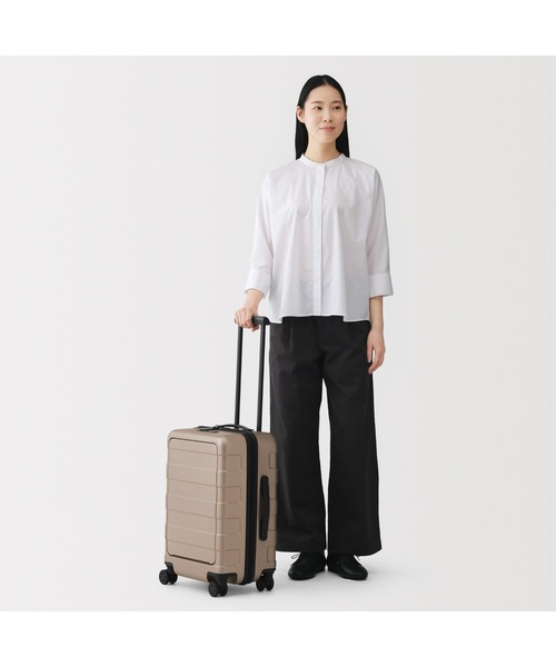 新品未使用　無印良品　スーツケース（キャリーケース）ベージュ　32L 無印良品（MUJI） スーツケース バーを自由に調節できる フロント