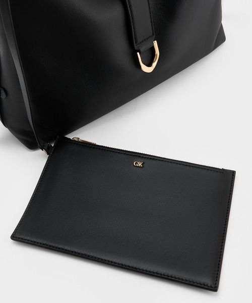 CHARLES&KEITH美品ブラックレザートートバッグ CHARLES ＆ KEITH（チャールズ&キース） 「CHARLES & KEITH」 トート