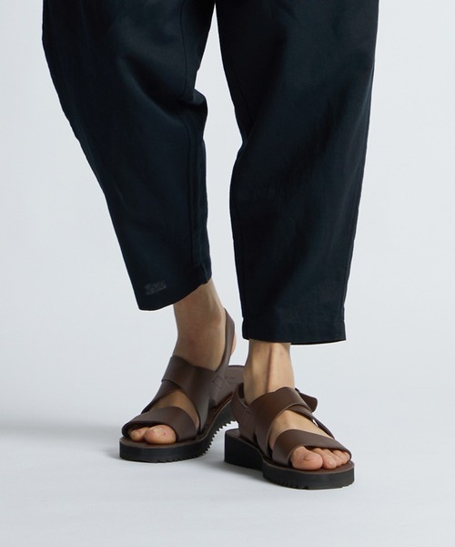 LANVIN en Bleu サンダル 日本製 軽量 シャークソール レザーサンダル