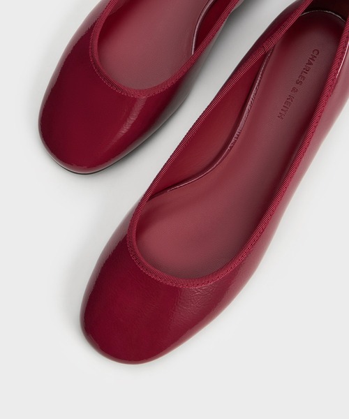 CHARLES ＆ KEITH バレエシューズ パンプス パテント アンクル