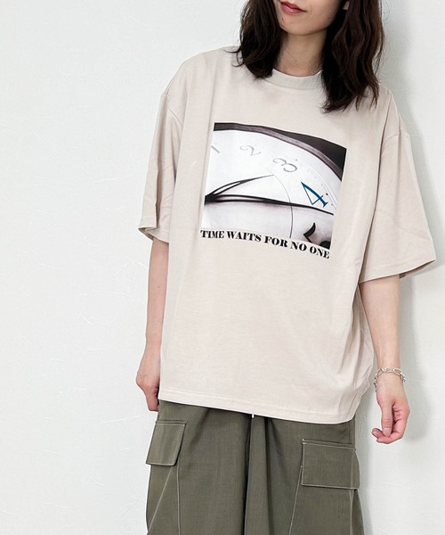 関税込【Valentino】クルーネックプリントTシャツ 5f592d630051f6031247c40a2d8f80