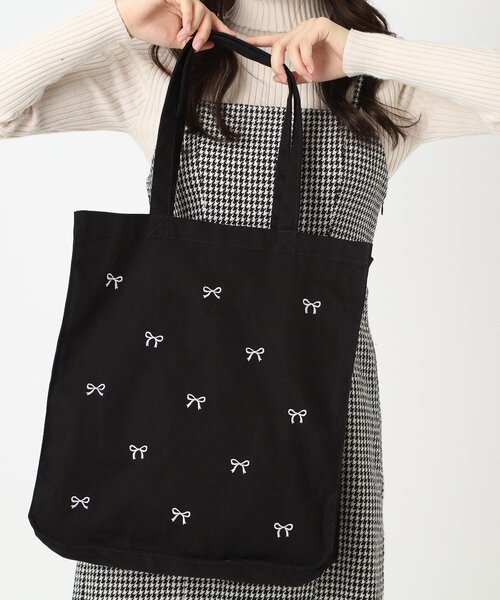 Ober Tashe（オーバータッシェ） トートバッグ リボン刺繍キャンバス