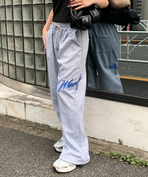 ブレスユー スウェットパンツLサイズ完売品 College Logo Vintage Sweat Pants - White – LÝFT