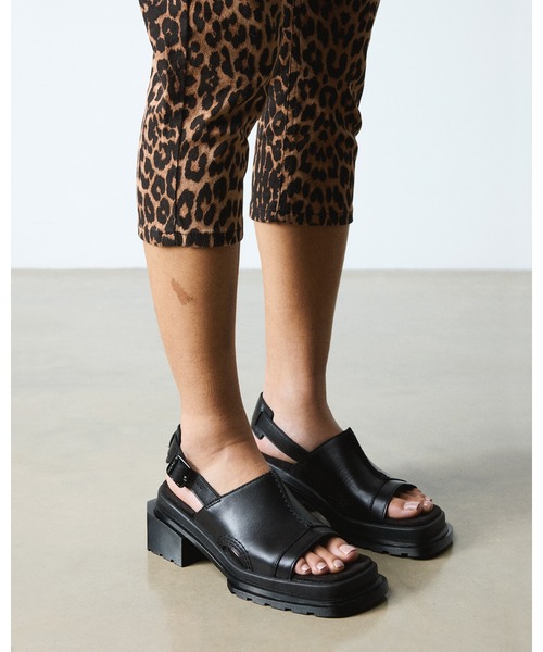 【Dr.Martensドクターマーチン】Maybole レザーミュールサンダル Dr.Martens サンダル Dr. Martens/ドクターマーチン MAYBOLE