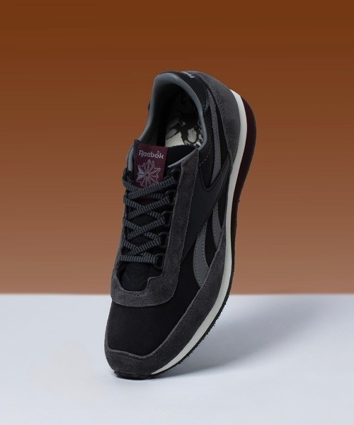 ナイキ　ヴェイパーフライ3 27.5cm Reebok（リーボック） スニーカー カマルグ / CAMARGUE メンズ
