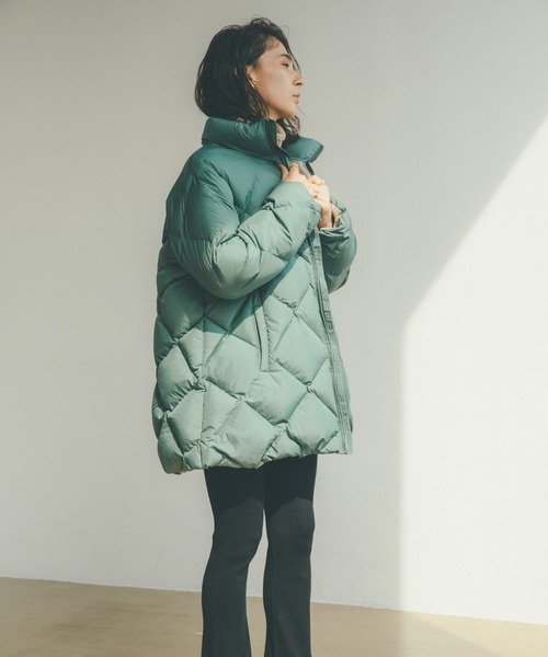 「Audrey and John Wad」 ダウンコート FREE ベージュ レディース_画像2