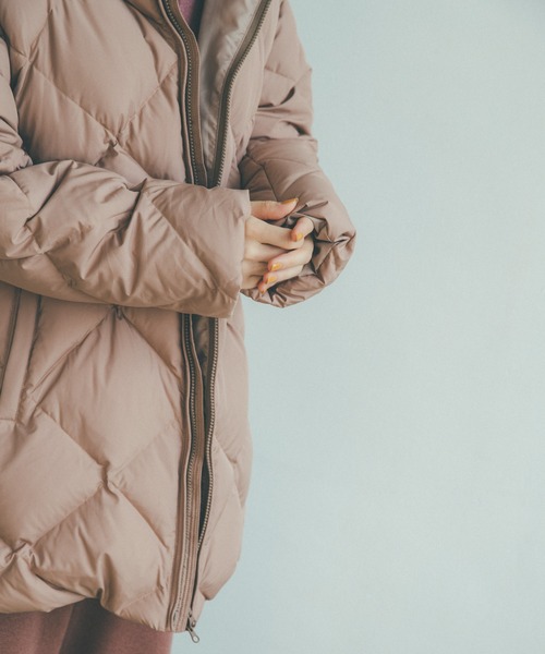 「Audrey and John Wad」 ダウンコート FREE ベージュ レディース_画像3