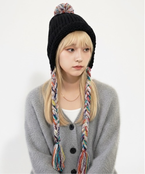 ニット帽 ニットキャップ 「HIKA」ポンポン付きタッセル編み込み