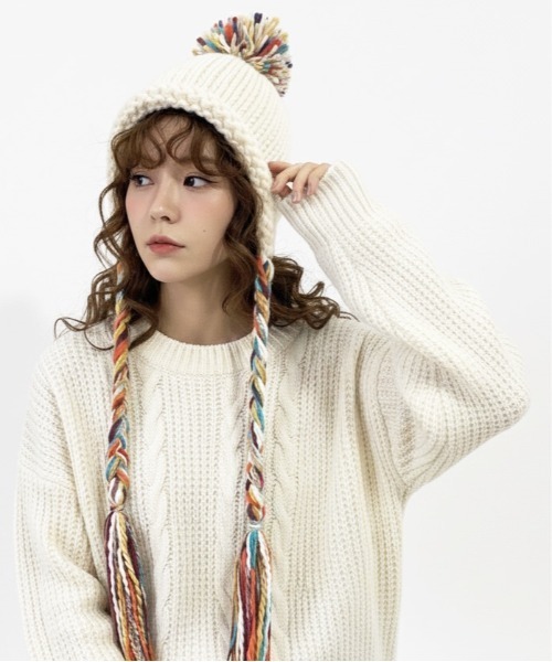 ニット帽 ニットキャップ 「HIKA」ポンポン付きタッセル編み込み