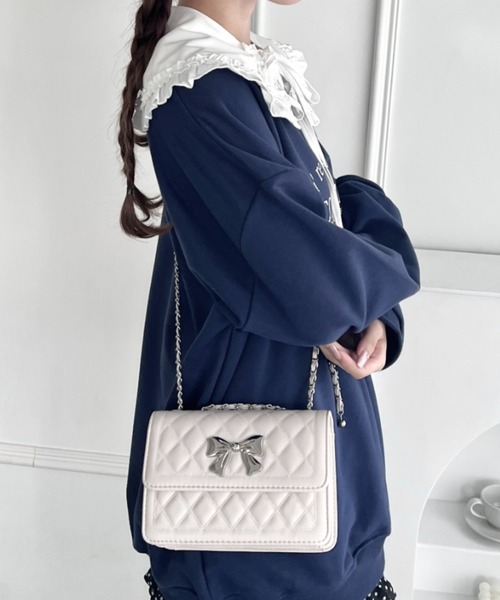 リボン チェーン キルティング バッグ ラムスキン リボンキルティングショルダーバッグ – BUNNY APARTMENT