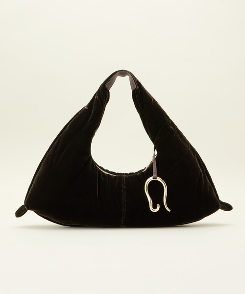 【美品】LE VERNIS ルベルニ Poire velvet bag ブラック Le Vernis（ル・ベルニ） ハンドバッグ POIR VELVET BAG : ZOZOTOWN