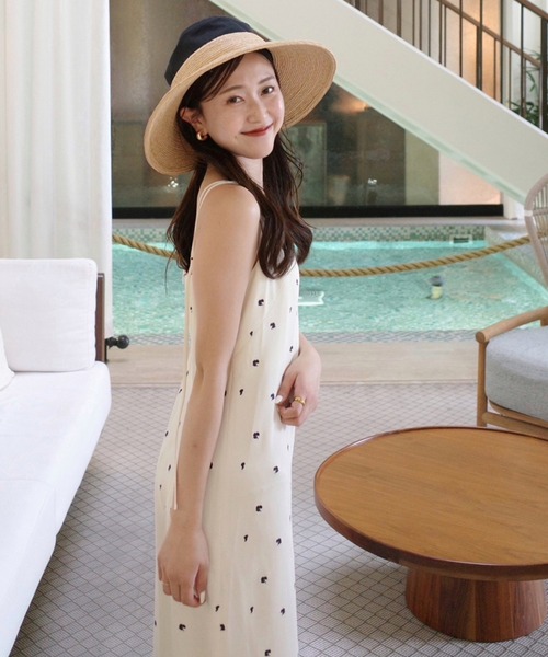 HEILIS ワンピース 「Nanami Original」花柄刺繍キャミ