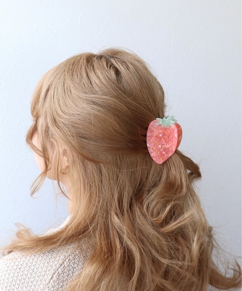Three Four Time（スリーフォータイム） ヘアクリップ イチゴバンス