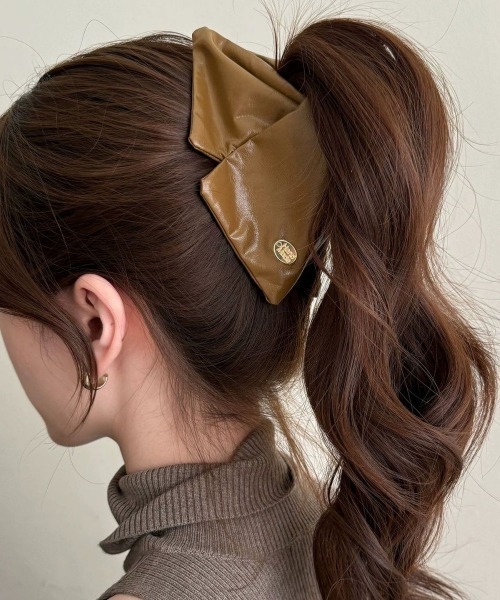 ヘアクリップ フェイクレザーリボンクリップ : ZOZOTOWN Yahoo!店