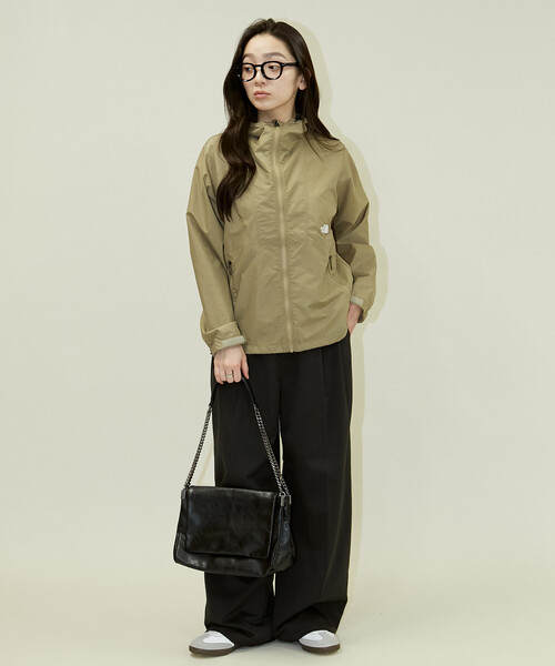 ノースフェイス レディース マウテンジャケット  海外限定 THE NORTH FACE（ザ ノースフェイス） マウンテンパーカー ウインド