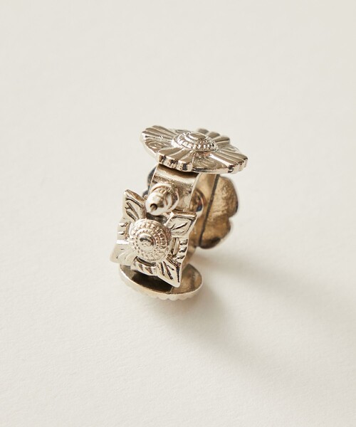 ＜新品　未使用　送料無料 ＞TOGA PULLA ピアス TOGA PULLA（トーガ プルラ） ピアス（両耳用） FREE シルバー