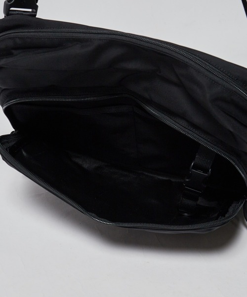 ほぼ新品　BRIEFING ブラック ショルダーバッグ ショルダーバッグ | ブリーフィング公式サイト | BRIEFING