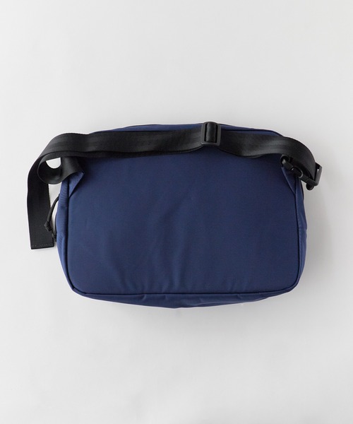 BRIEFING（ブリーフィング） ショルダーバッグ BS BOX SHOULDER M AG