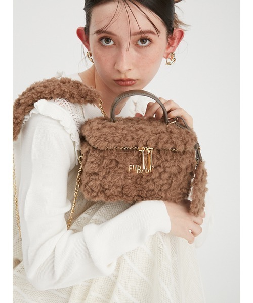 専用　　　FURFUR     エコファーバニティバッグ　ショルダー FURFUR ショルダーバッグ バッグ エコファーバニティバッグ
