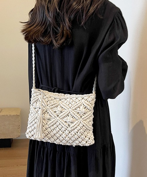 WOVEN ブラック かごバッグ タッセル付き タッセル付きかごトートバッグ | バッグ,かごバッグ | VitaFelice