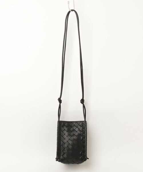 BOTTEGA VENETA ブラックショルダーバッグ 即購入可 Bottega Veneta ブラックショルダーバッグ - メルカリ