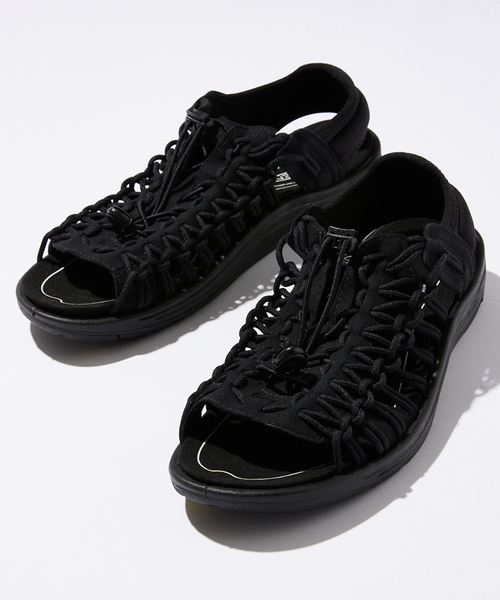 「KEEN」 サンダル 100 キャメル メンズの画像