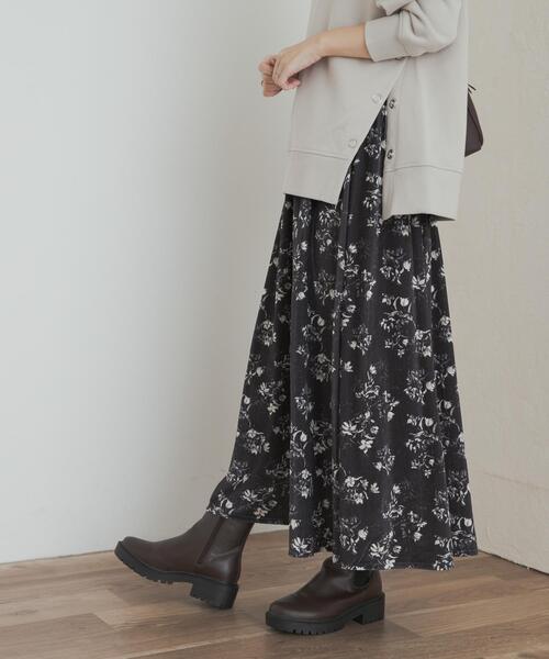 売約済みです【アーバンリサーチ】日本製 フラワープリントスカート URBAN RESEARCH DOORS（アーバンリサーチドアーズ） スカート ベロア