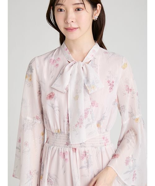 （新品未使用）CELFORD♡ボウタイフラワープリントワンピース 今期新作 フラワープリントボウタイワンピース(デイリーワンピース)｜DRESS