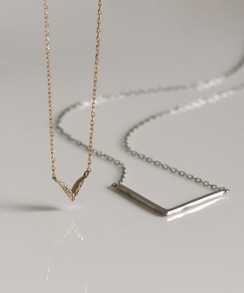 ネックレス Vモチーフ ペア ネックレス | K10YG/K10WG/SV925 レディース メンズの画像
