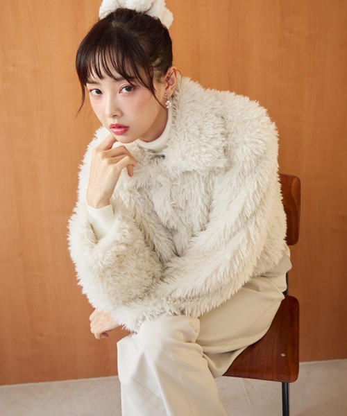 krahe（クレーエ） ブルゾン アウター チベットラムフェイクファー