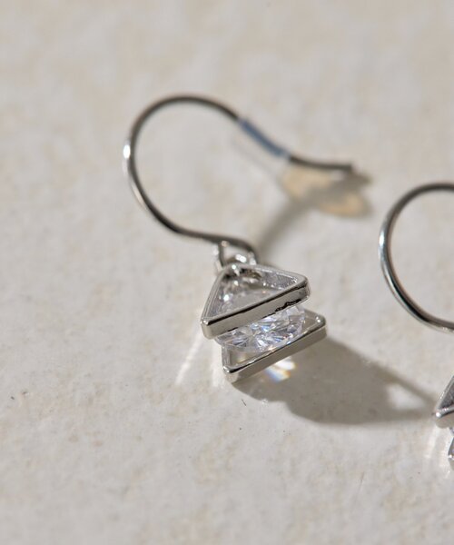 ピアス 三角×ジルコニアピアス レディースの画像