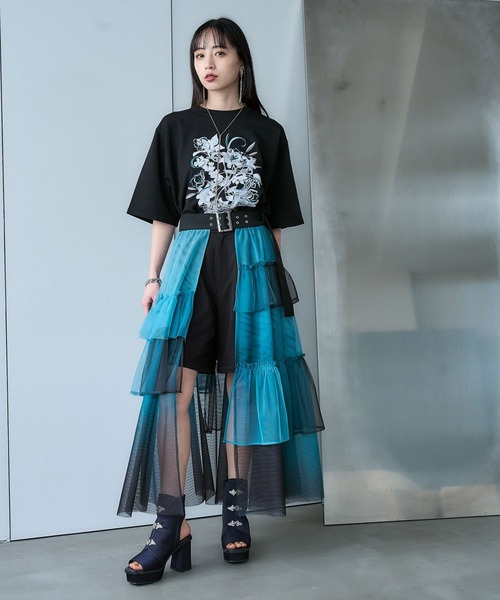 tシャツ アートフラワーシシュウTシャツ(HARE) レディースの画像