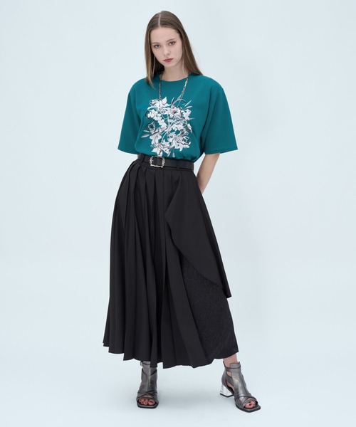 tシャツ アートフラワーシシュウTシャツ(HARE) レディースの画像
