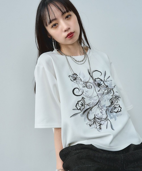 tシャツ アートフラワーシシュウTシャツ(HARE) レディースの画像