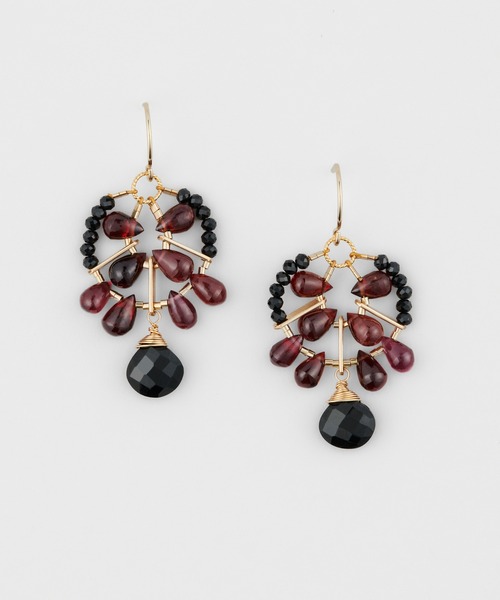 agete（アガット） ピアス 「 Eva Hanusova for agete （エヴァハヌソ