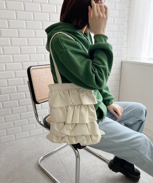 LOVALOT（ラバロット） トートバッグ フェイクレザー フリル トート
