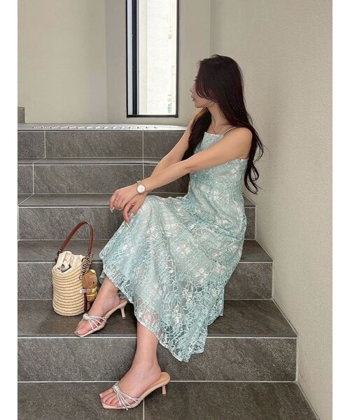 新品✨【 マーキュリーデュオ 】ロング レース キャミワンピース 刺繍花柄 M 新品✨【 マーキュリーデュオ 】ロング レース キャミワンピース 刺繍