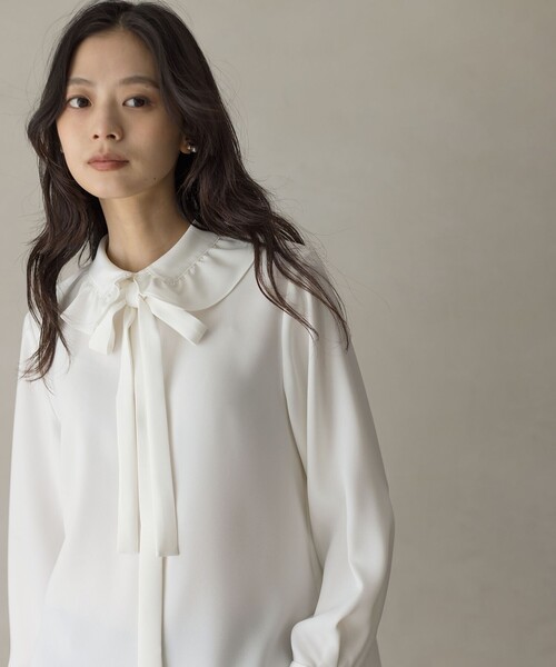 組曲（KUMIKYOKU） ブラウス シャツ ボウタイ付きフリルカラー