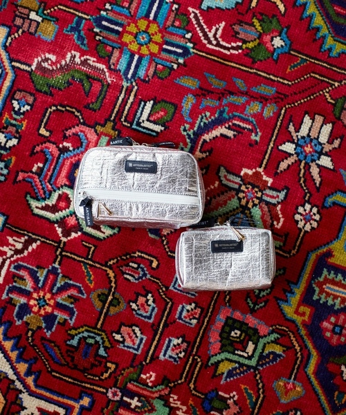 「ARTISAN&ARTIST」 ポーチ FREE シルバー レディース_画像2