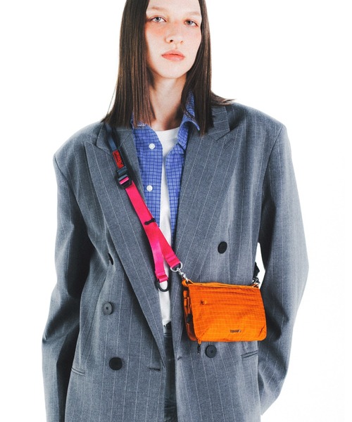 Topologie Flat Sacoche Small ショルダーバッグ Topologie（トポロジー） ショルダーバッグ バッグ Flat Sacoche Small