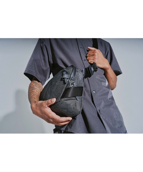 Aer（エアー） ショルダーバッグ AER Day Sling 4 Max Ultra / AER