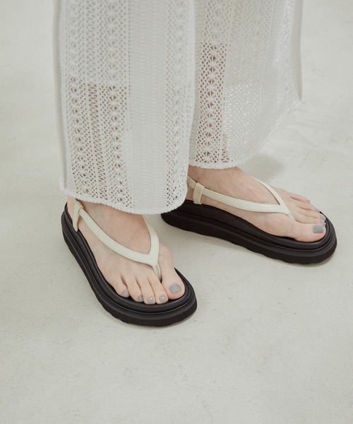 MOHI フラットサンダル　38 MOHI 「MOHI」 フラットサンダル 38 ブラック レディース