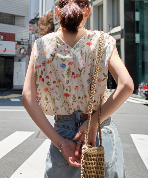 ブラウス シャツ ノースリーブバルーントップス レディース ブラウス シャツ クロップド丈バルーンノースリーブ花柄トップス