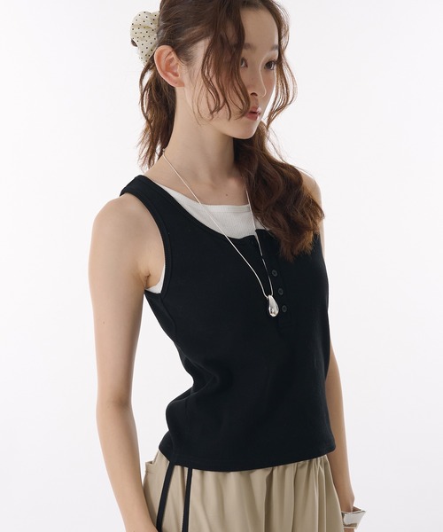 MUHET タンクトップ ノースリーブ layered like tank top with